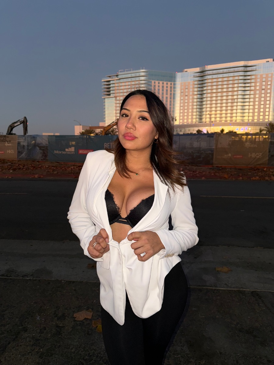 Take a pause and enjoy Ali Cruz — streaming from Kigali