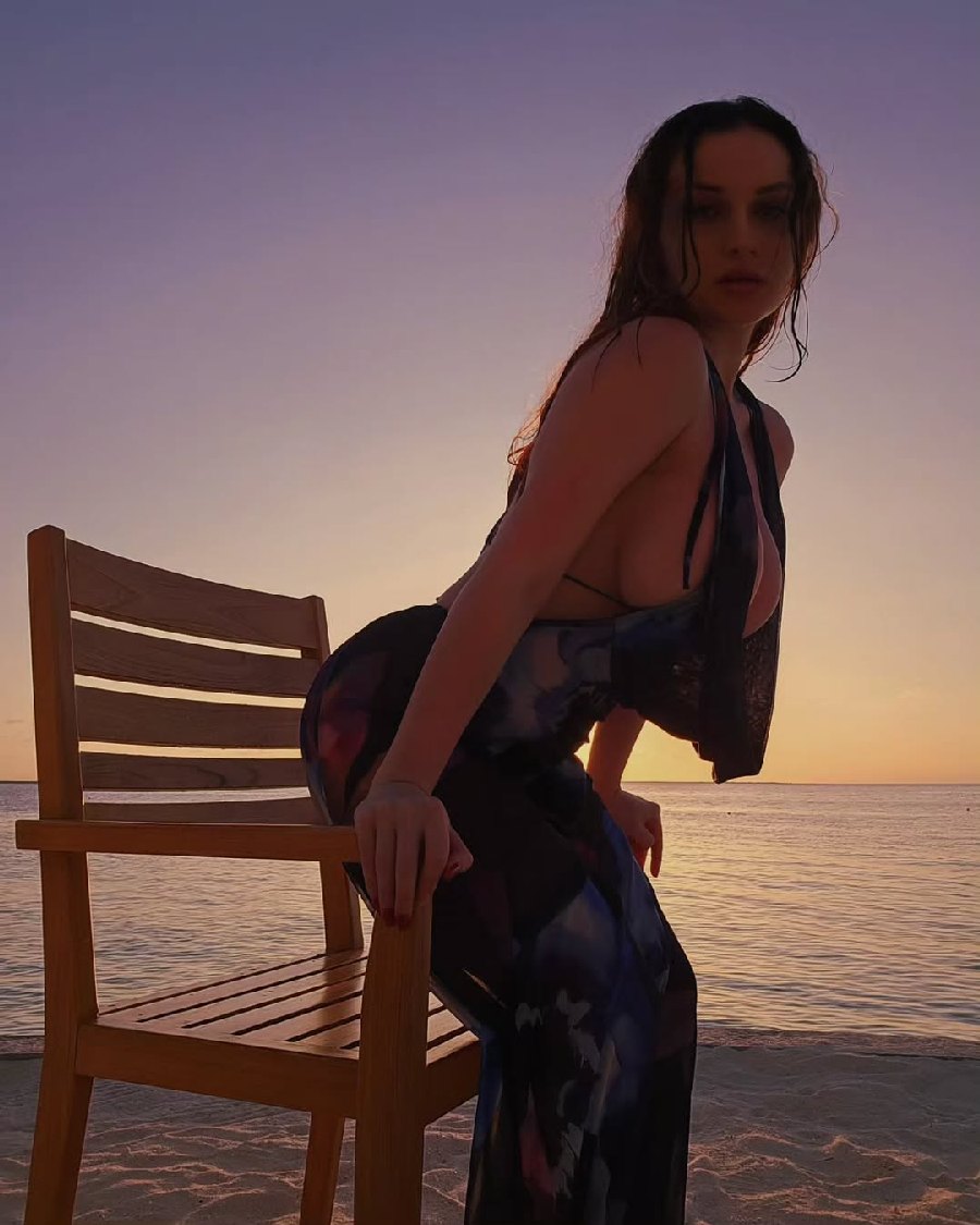 Sexy girl Miranda Faith nude in Kigali