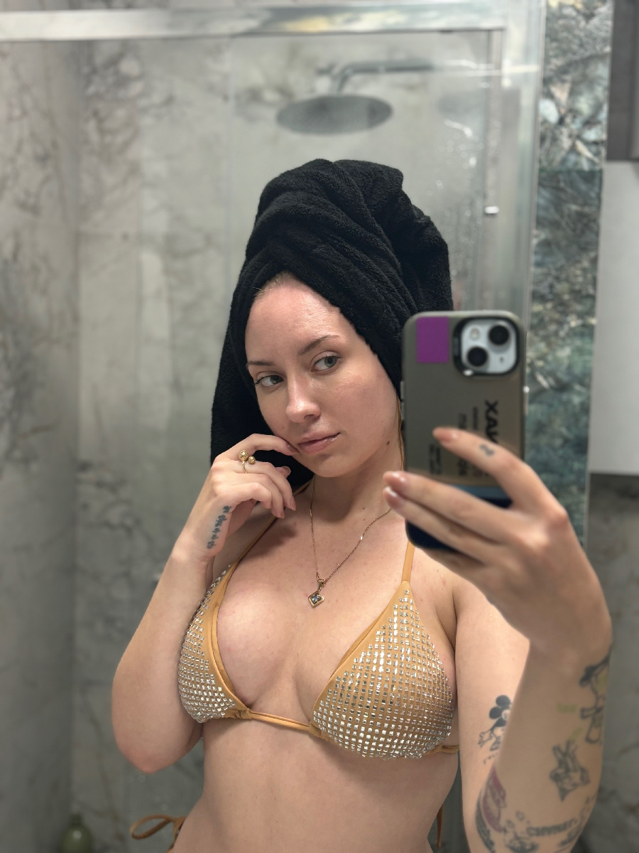 Nude girl KateV in Kigali